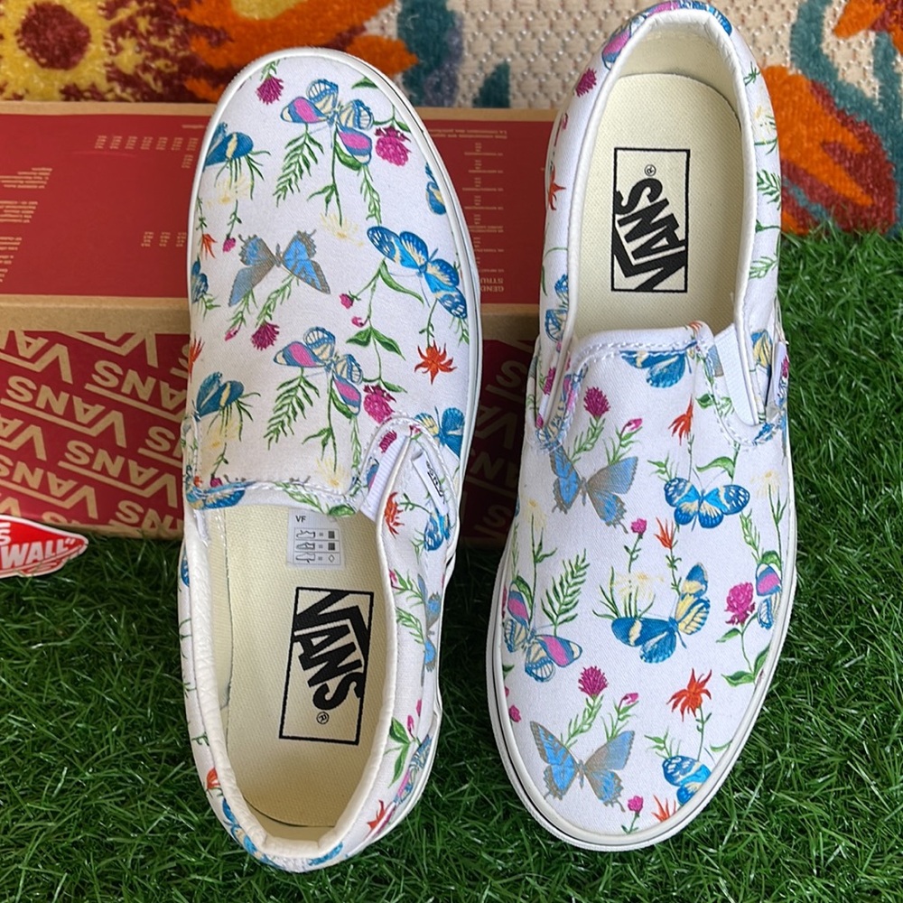 Vans Classic Slip On Butterfly Floral Marshmallow/True White Men’s sneake… - Picture 13 of 16